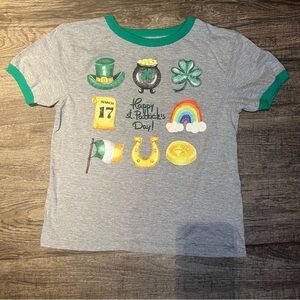 St. Patrick’s Day tee womens size M